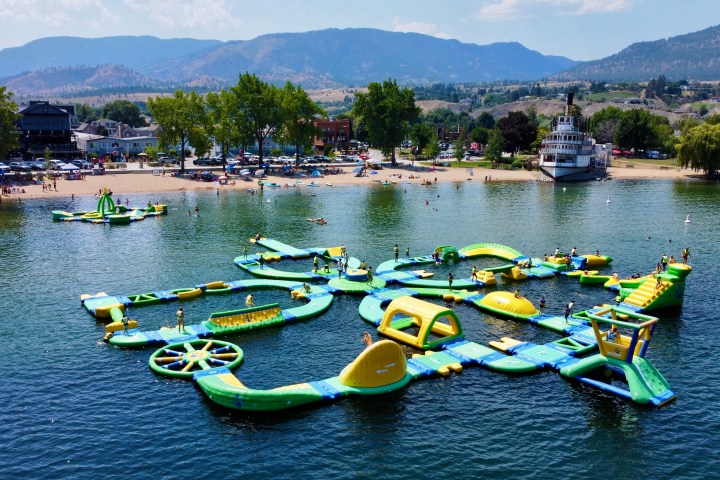 a small boat in a body of water